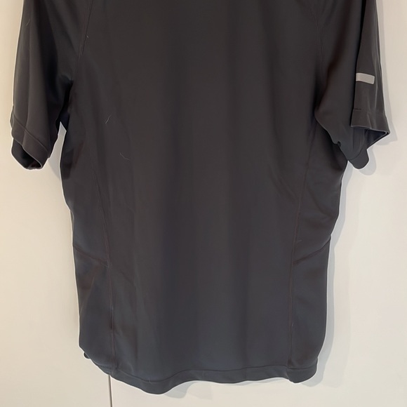 Nike Dri Fit Tee - Picture 5 of 5